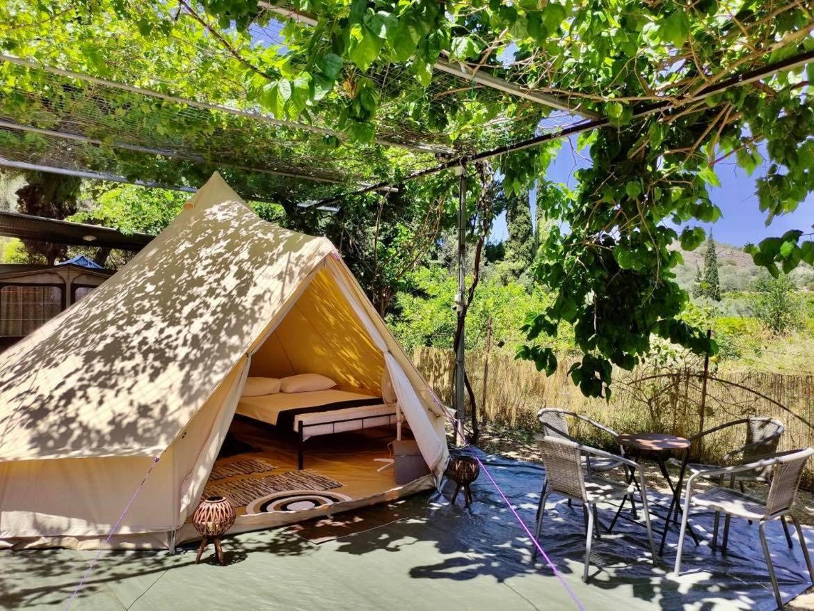 Xenicamp-Retreat Hotel Нафплион Екстериор снимка